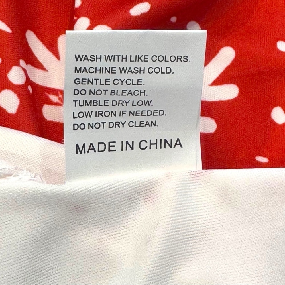 New Women’s 2XL Festive Red/White Long Sleeve Tunic Length Lightweight Jacket - Picture 7 of 7